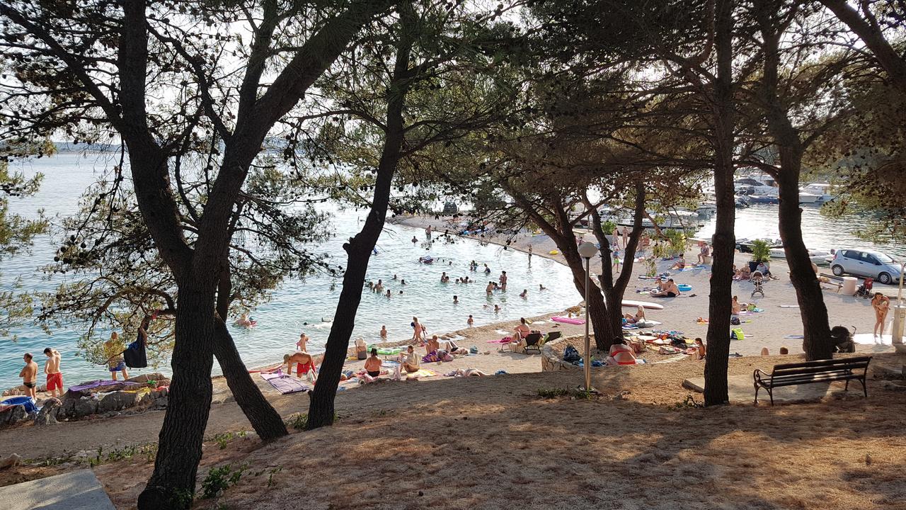 Holiday Home Nona Drage Esterno foto